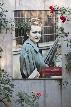 This beautiful girl is part of a photo exhibit at the Warsaw Uprising Museum