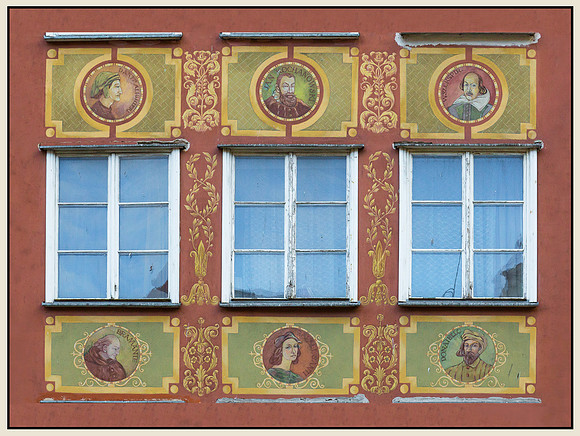 Shakespeare, Donatello, Bramante, Dante and friends