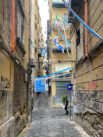 IMG_1990 Naples side street