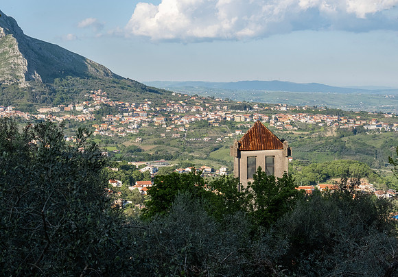 steeple in the valley - Cautano