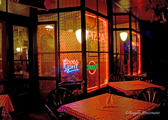 eat at Uncle Joe's