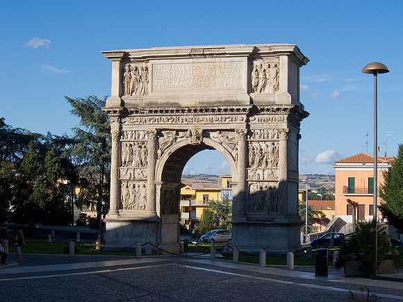Arch of Traino, Benevento