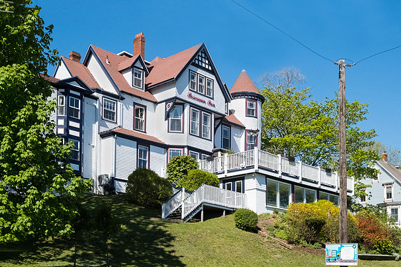 Boscawen Inn