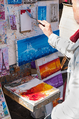 working artists-Place du Tertre, near Sacre' Coeur