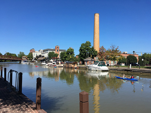 Sunday morning on the Canal at Fairport
