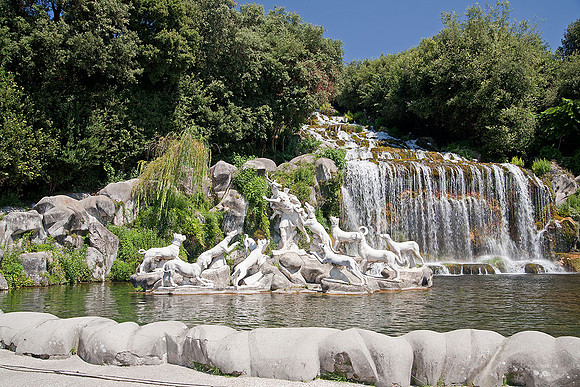 fountain sculptures