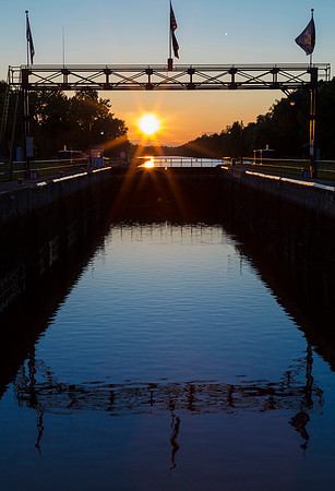 another sunset over canal lock 30 in Macedon