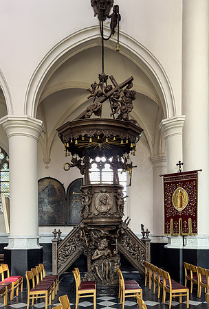 Pulpit IMG_6570
