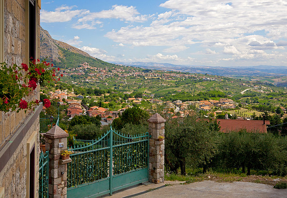 Cautano Valley