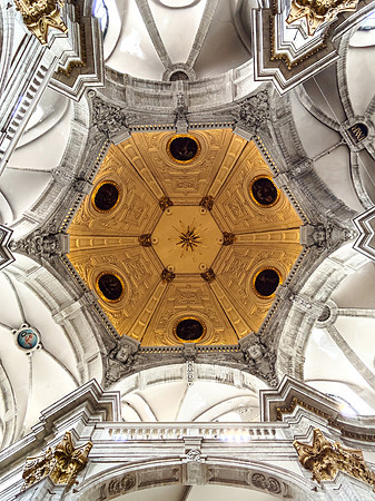 Chapel ceiling IMG_7075